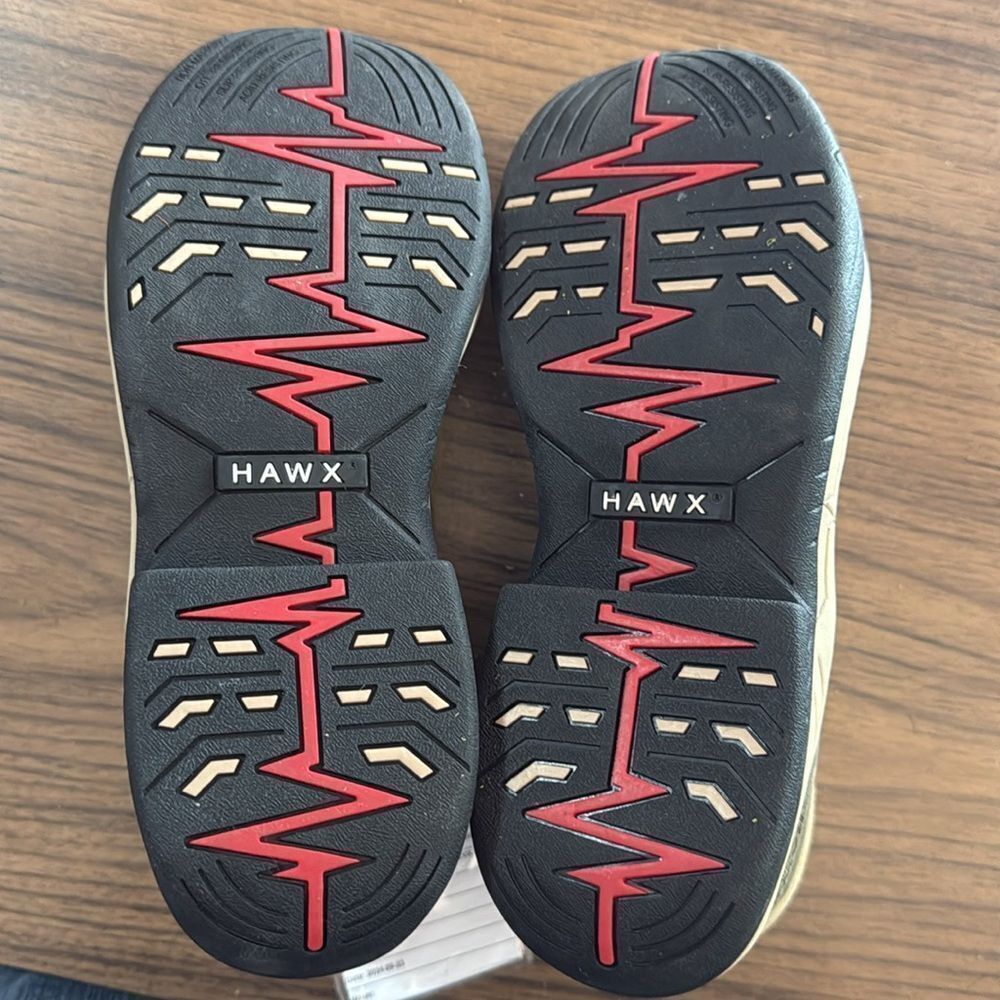 Hawx Women’s Tan and Gray Moccasins - Picture 6 of 9